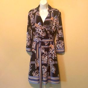 NY & Co. navy floral long sleeve dress